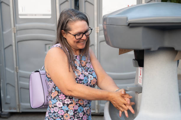 Affordable portable toilet rental in Carrabelle, FL